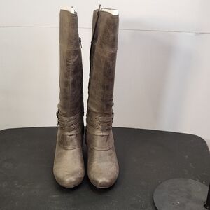 Stylish Over the Knee Gray Boots